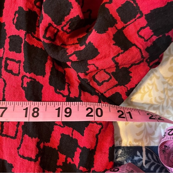 Habitat Black Red Geometric Tunic Buttons Medium - Picture 9 of 13